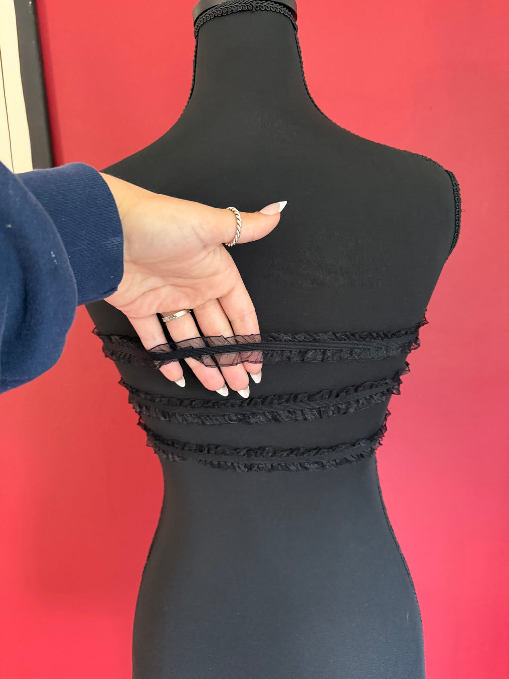 Black hd backless top